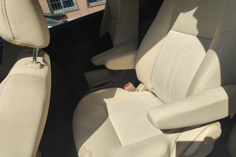 Used Buick GL8 2014 2.4L Classic Edition Left Rear Seat