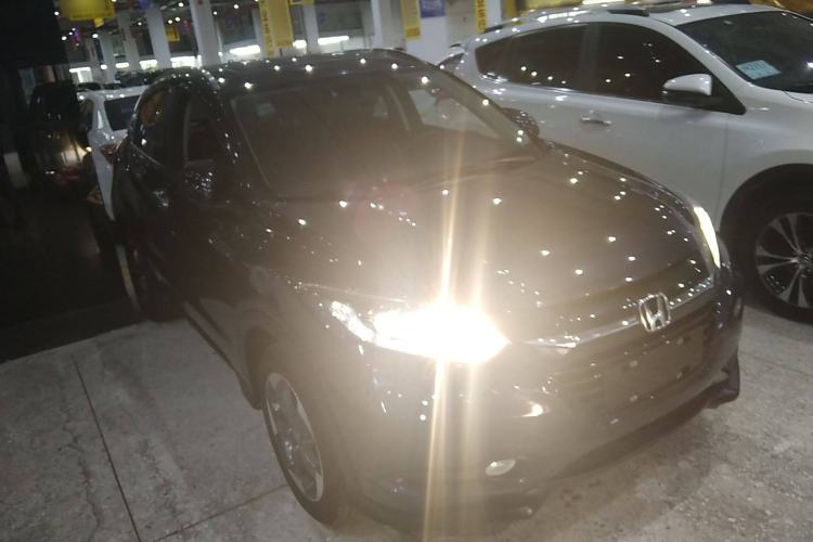 Used Honda Vezel 2015 1.8L CVT 2WD Luxury Model
