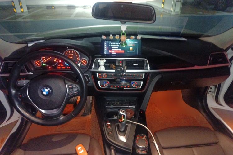 Used BMW 3 Series 2019 320Li Fashion Model
