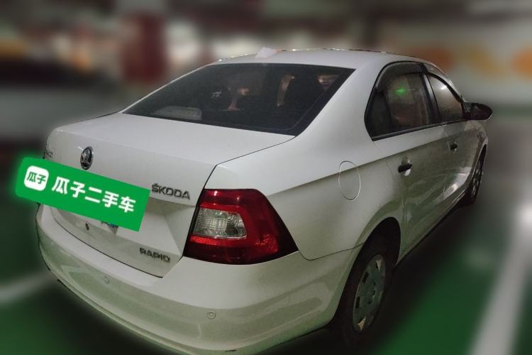 Used Skoda Rapid 2016 1.6L Manual Front-Wheel-Drive Version
