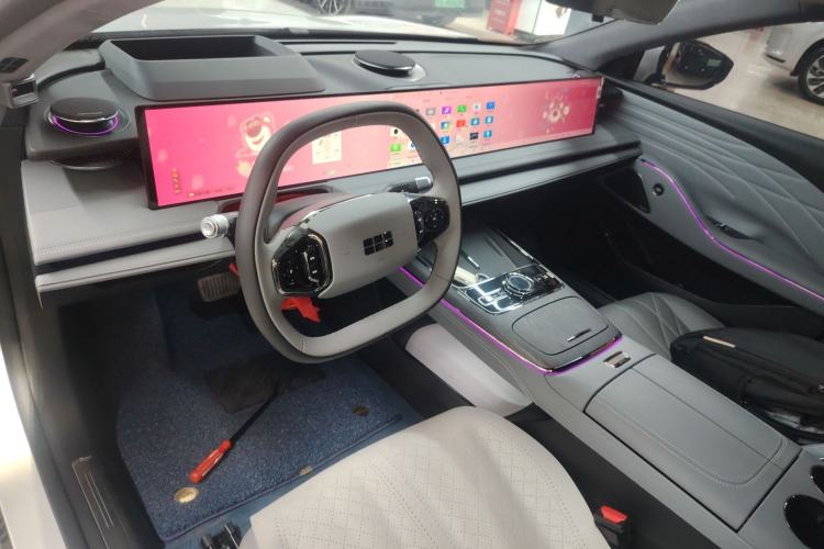 Used Geely Galaxy E8 2025 700 km Long-Range Intelligent Driving Version
