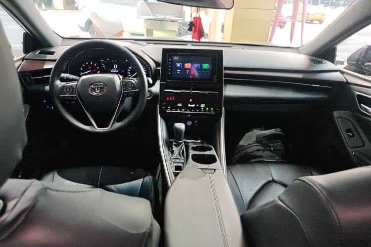 Used Toyota Avalon 2022 2.5L Ambition Edition Center Console