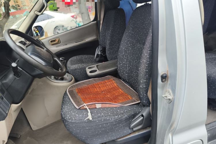 Used Jinbei Grace 2010 2.0L Ruixiang Luxury Version (Short Wheelbase) 1TR