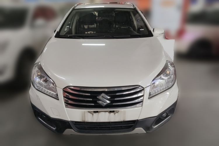 Used Suzuki S-Cross 2014 1.6L CVT Two-Wheel Drive Elite Version Front