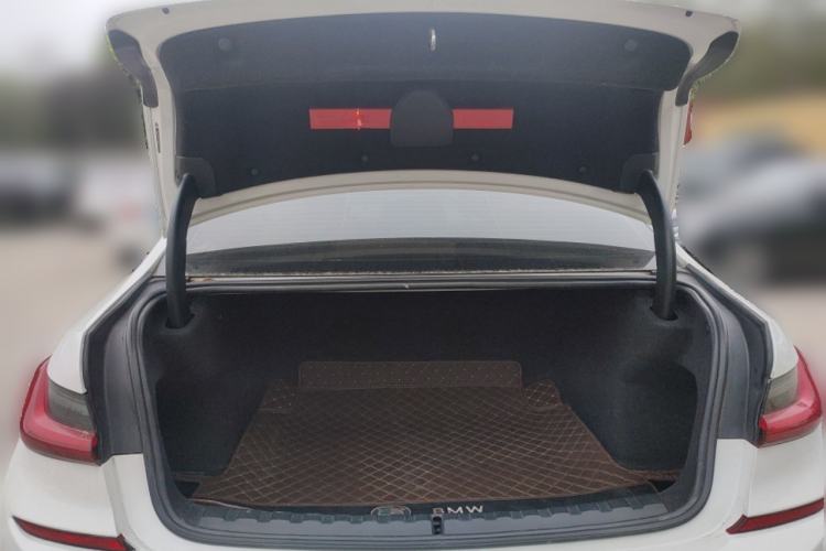Used BMW 3 Series 2020 320Li M Sport Package Trunk