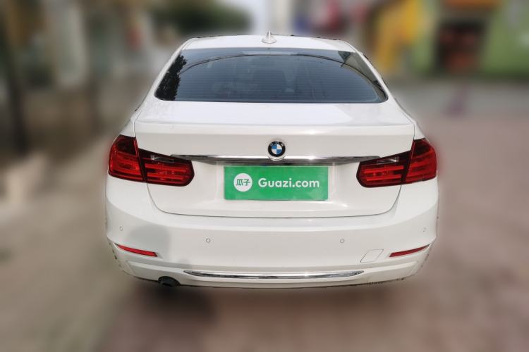 Used BMW 3 Series 2015 316Li Fashion Model
