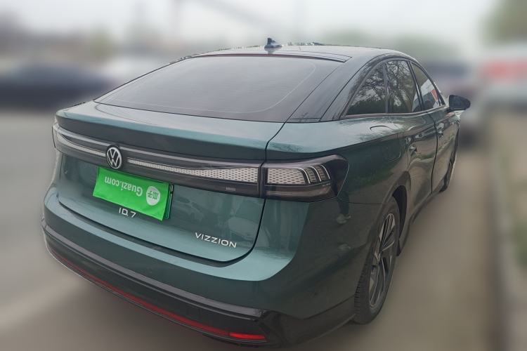 Used Volkswagen ID.7 VIZZION 2024 PRO Model Rear Right 45 Deg