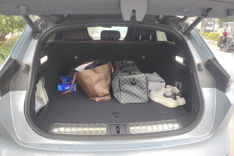 Used Nio ET5T 2023 75 kWh Touring Trunk