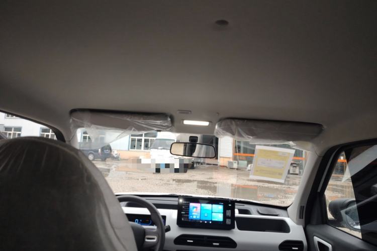 Used Geely Galaxy Panda 2024 Panda Mini 200km Endurance Bear Headliner