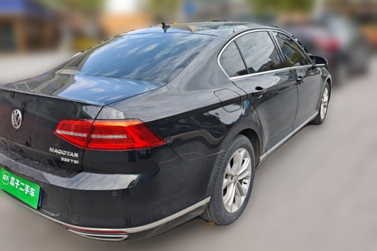 Used Volkswagen Magotan 2019 330TSI DSG Luxury Model China V Standard Rear Right 45 Deg
