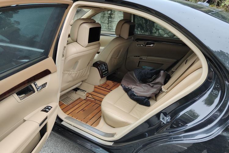 Used Mercedes-Benz S-Class 2010 S 400 L HYBRID
