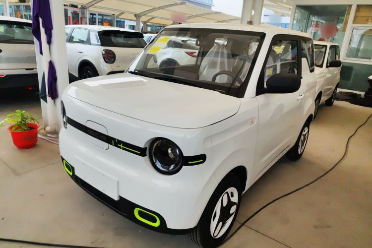 Used Geely Galaxy Panda 2025 210 km – Yuanqi Bear