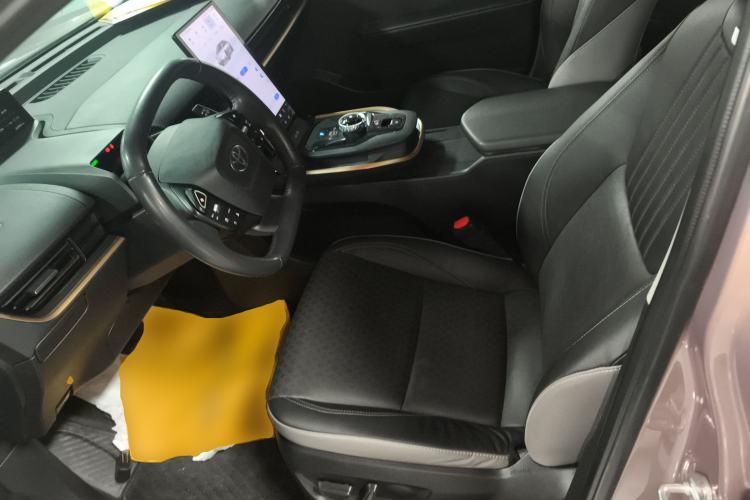 Used Toyota bZ3 2023 616 km Long-Range Premium