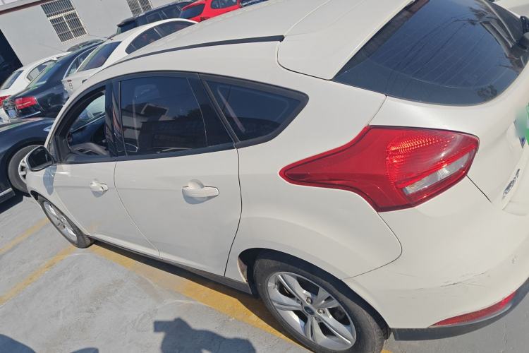 Used Ford Focus 2015 Hatchback 1.6L Automatic Comfort Model
