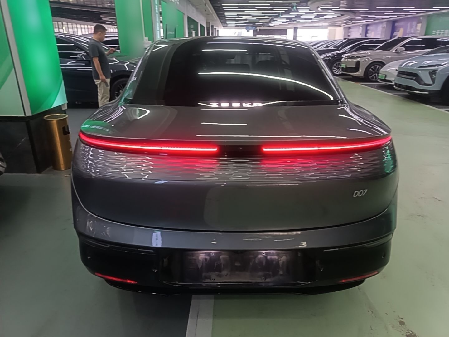 Zeekr 007 2024 Rear-Drive Intelligent Driving Version 100 kWh — снимка 5