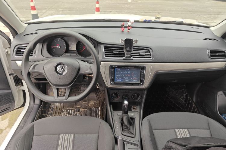 Used Volkswagen Gran Lavida 2017 1.6L Automatic Fashion Edition
