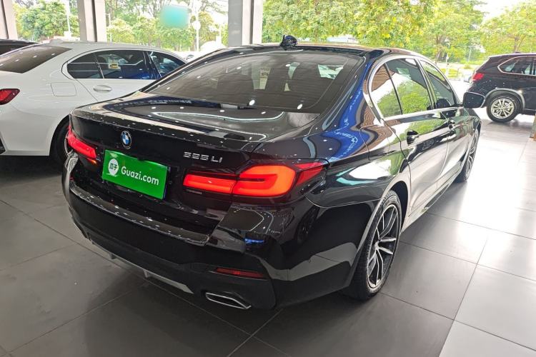 Used BMW 5 Series 2022 Restyled 525Li M Sport Package Rear Right 45 Deg