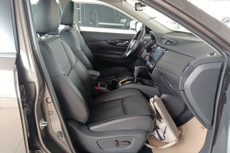 Used Nissan X-Trail 2021 2.0L CVT 2WD XL Premium SmartConnect Deluxe Edition Right Front Seat