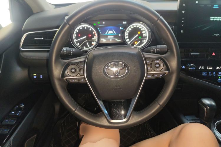 Used Toyota Camry 2021 2.0G Luxury Edition Steering Wheel