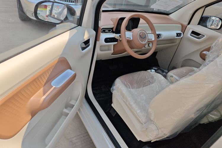 Used Wuling Hongguang MINIEV 2024 3rd Generation 215km Youth Edition