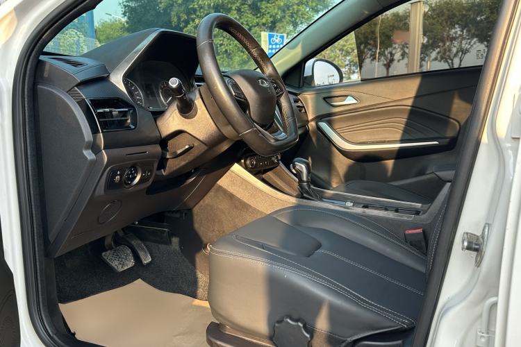 Used Chery Tiggo 3X 2021 PLUS 1.5L CVT Thrilling Red Date Edition