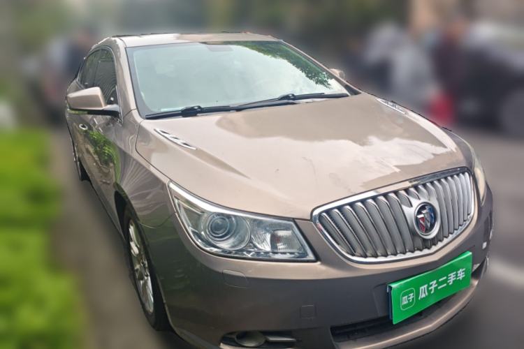 Used Buick LaCrosse 2011 2.4L SIDI Haoya Edition Front Right 45 Deg