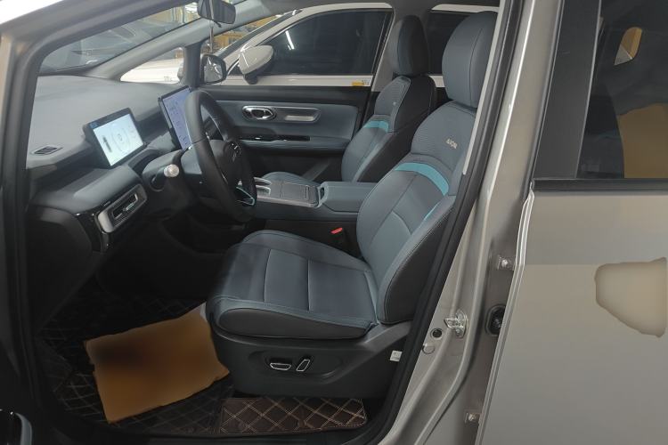 Used AION Y 2023 Plus 510 Smart Edition