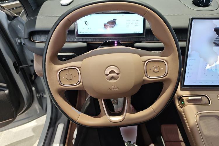 Used Nio ES6 2024 75 kWh Steering Wheel