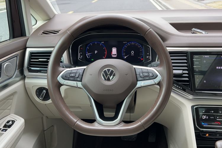 Used Volkswagen Viloran 2020 380TSI Prestige Edition