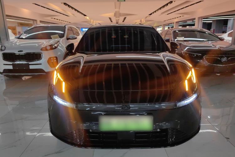 Used Lynk & Co 07 2024 EM-P 126 Long-Range Halo