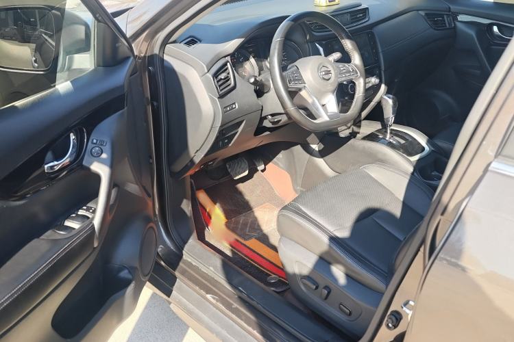 Used Nissan X-Trail 2019 2.0L CVT Smart Connect Comfort Edition 2WD