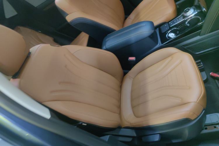 Used Ford Escape 2020 EcoBoost 245 Two-Wheel-Drive Titanium Edition