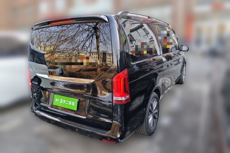 Used Mercedes-Benz V-Class 2021 V 260 Avantgarde Edition Rear Right 45 Deg