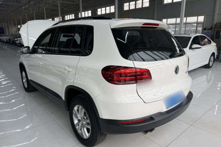 Used Volkswagen Tiguan 2015 1.8TSI Automatic Two-Wheel Drive Trend Edition Exterior 2