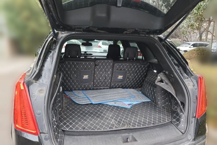 Used Cadillac XT5 2018 28E Four-Wheel Drive Tech Version