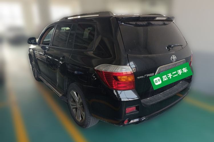 Used Toyota Highlander 2011 2.7L Two-Wheel Drive 7-Seater Luxury Navigation Edition