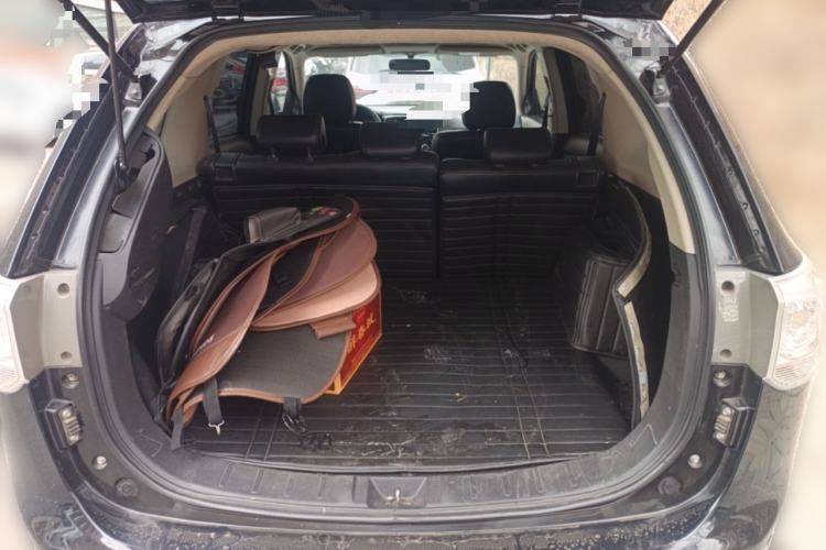 Used Mitsubishi Outlander 2014 2.4L 4x4 Deluxe Value Edition 5 Seats