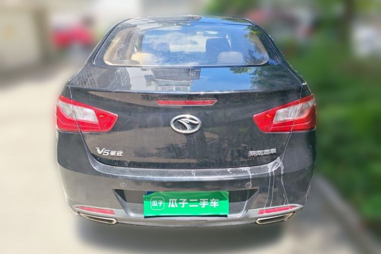 Used Soueast V5 Lingzhi 2014 1.5L CVT Comfort Model
