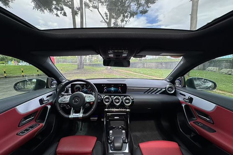 Used Mercedes-Benz A AMG 2020 Facelifted AMG A 35 4MATIC Interior 8