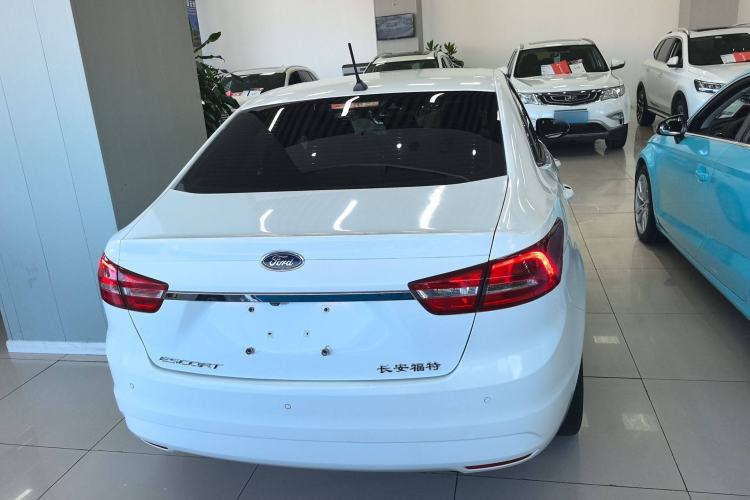 Used Ford Escort 2017 Happiness Edition 1.5L Automatic Fashion Version