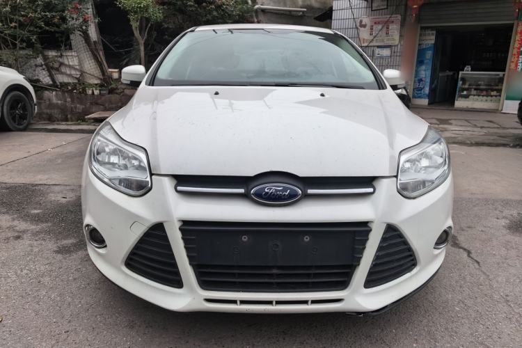 Used Ford Focus 2012 Sedan 1.6L Automatic Fashion Edition