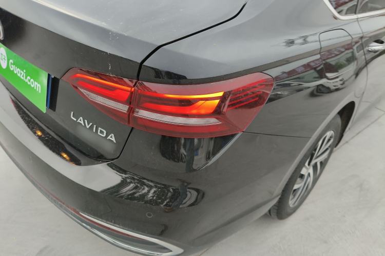 Used Volkswagen Lavida 2023 1.5L Automatic Full-Comfort Edition
