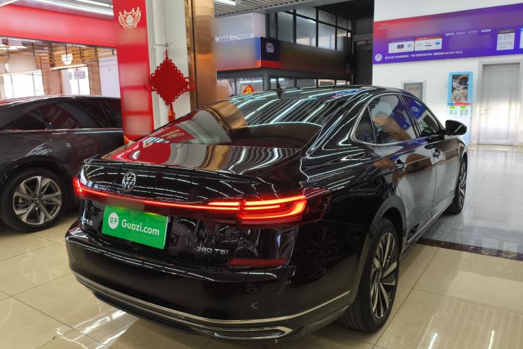 Used Volkswagen Passat 2023 Revised 380TSI Luxury Edition

