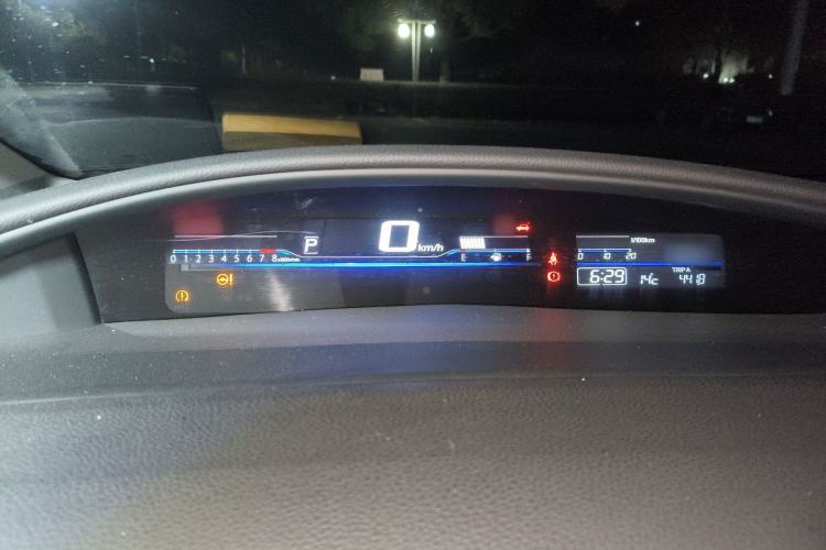 Used Honda Jade 2016 1.8L Automatic Comfort Elite Version 5 Seats
