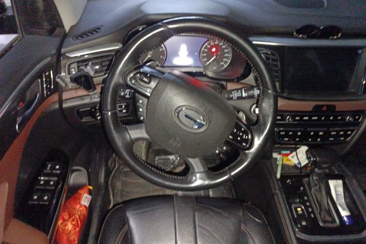 Used GAC Trumpchi GS8 2017 320T Four-Wheel Drive Luxury Smart Connectivity Version (7 Seats) Steering Wheel