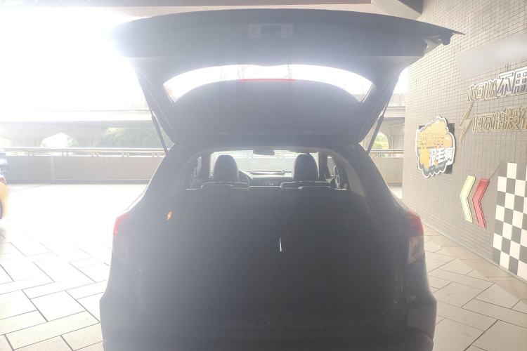 Used Honda Vezel 2015 1.8L CVT 2WD Luxury Model