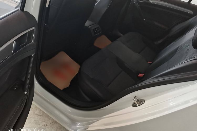 Used Volkswagen Golf 2018 230TSI Automatic Comfort Model
