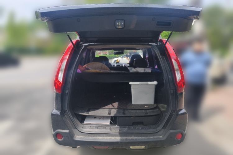 Used Nissan X-Trail 2012 2.5L CVT Ultimate Edition 4WD Trunk