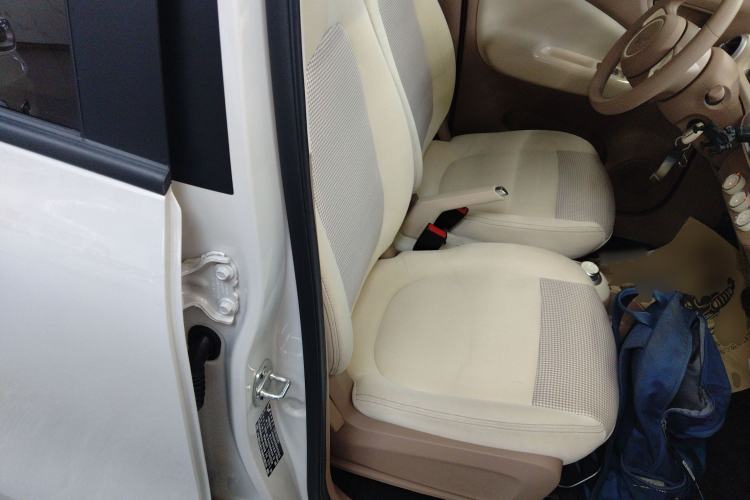 Used Wuling Hongguang MINIEV 2025 Four-Door Version Advanced Edition Right Front Seat