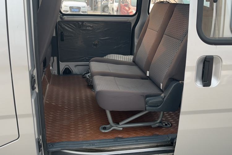 Used Wuling Zhiguang 2023 1.5L Practical Version 5/7 Seats
